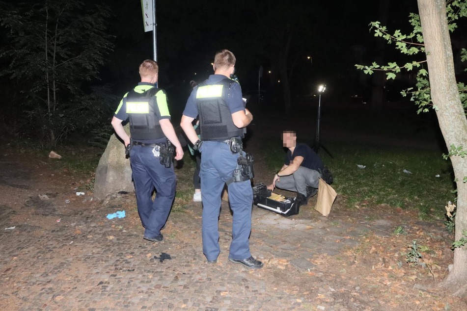 In Pankow sind zwei Personen schwer verletzt worden.