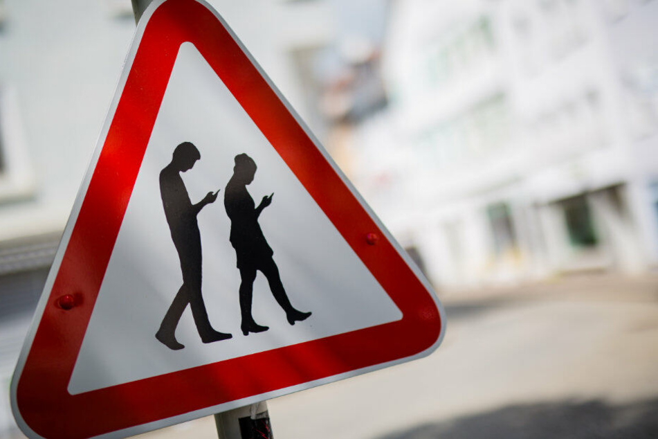 Der Selbsttest soll "dazu anregen über die eigene Smartphone-Nutzung nachzudenken". (Symbolbild)