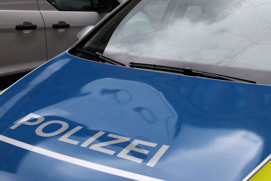 An den Fahrzeugen entstand ein Sachschaden von mehreren tausend Euro.