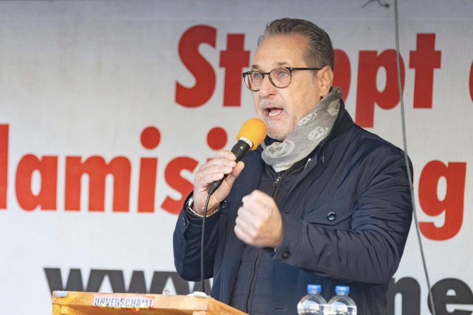 Heinz-Christian Strache (55), ehemaliger Vizekanzler in Österreich, bedankte sich am Sonntag bei Pegida.