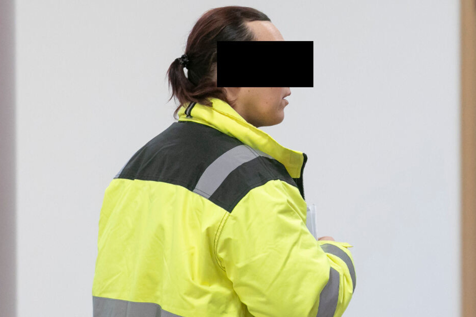 Am gestrigen Freitag musste sich Conny (35) wegen Betrugs vor dem Dresdner Amtsgericht verantworten.