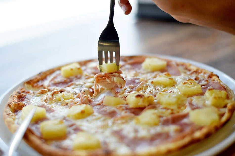 Hmmmm lecker! Beim Anblick einer Pizza Hawaii läuft einem das Wasser im Mund zusammen.