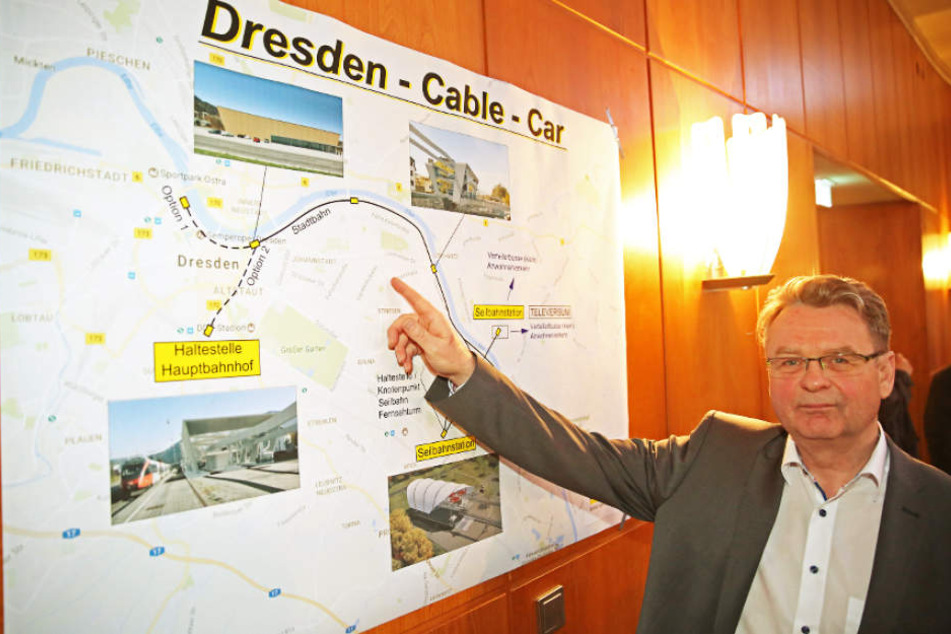 Ingenieur Hendrik Gaitzsch (55) vor seinem kühnen Plan.