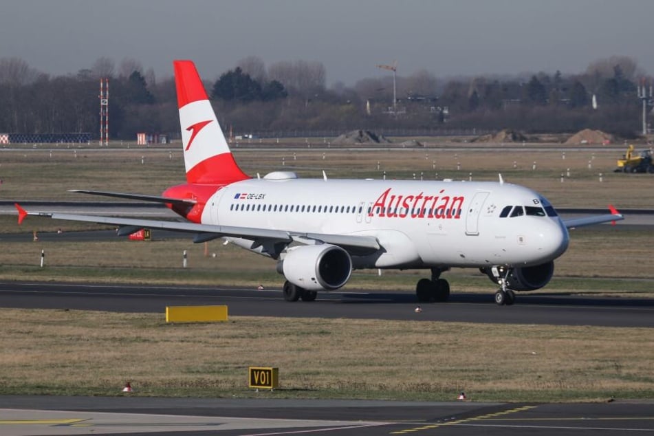 Eine Maschine der Austrian Airlines wurde in Tirana von maskierte Räubern überfallen.