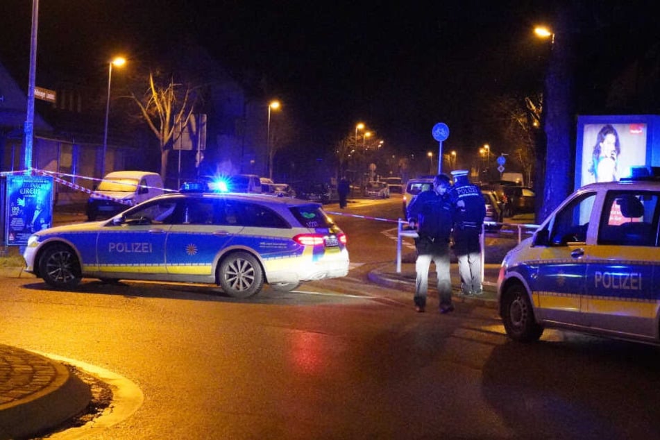 Polizeibeamte am Samstag.