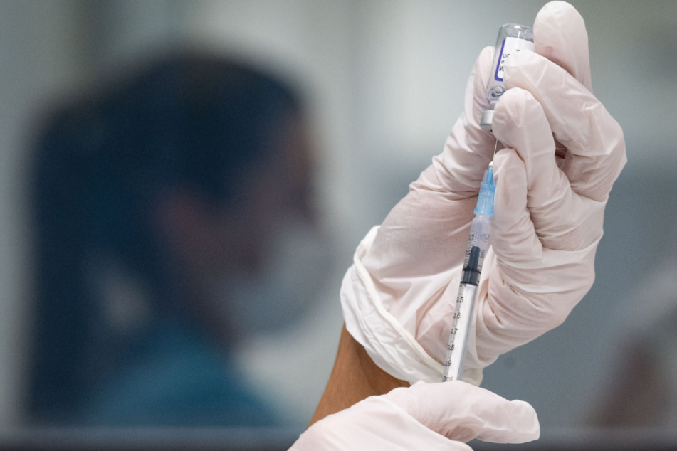 Nachschub in Sicht: NRW rechnet mit knapp 3 Millionen neuen Impfdosen gegen Corona