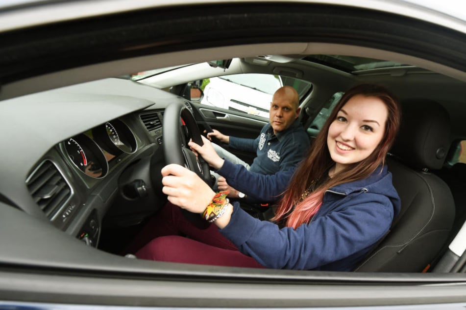 Das begleitete Fahren ab 17 Jahren hat sich bewährt, lautet die Bilanz nach mehr als zehn Jahren. Deswegen sollen noch jüngere fahren dürfen.
