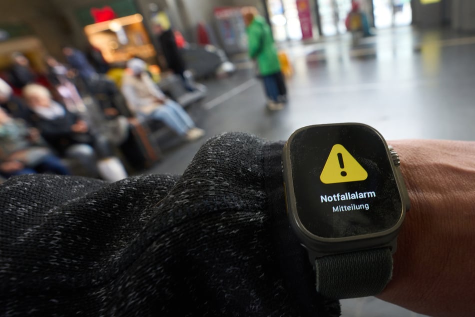 Am 10. September 2026 findet der Bundesweite Warntag statt. Auch in Hamburg heulen Sirenen auf und die Handys schlagen Alarm. (Symbolfoto)