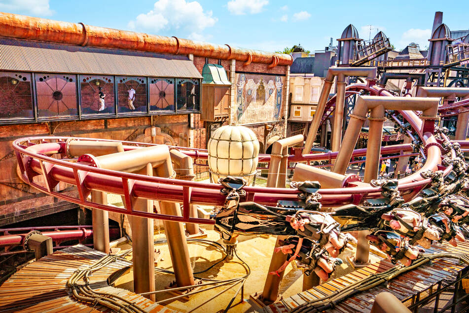 Das Phantasialand in Brühl macht ein tolles Angebot für alle Freizeitpark-Fans: Eintrittskarten für nur 29 Euro für alle Tage!