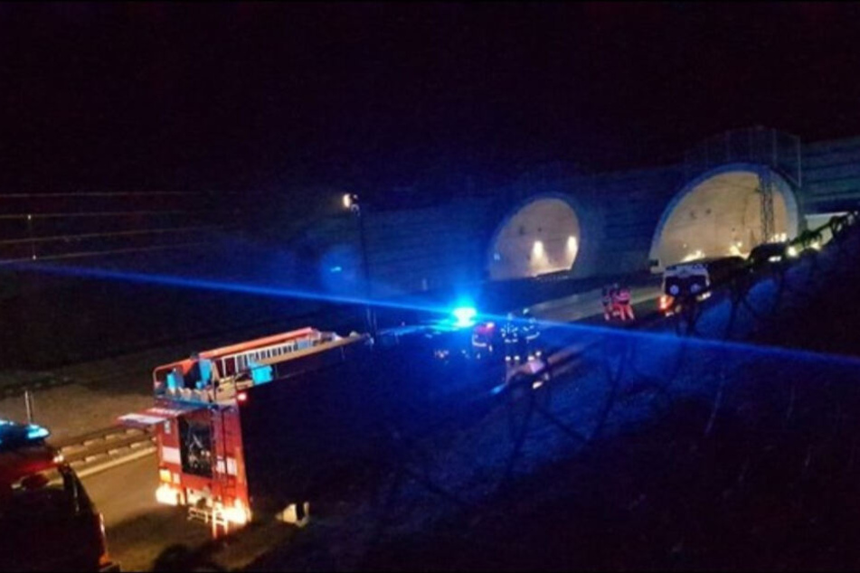 Ein Zug der Ceske Drahy geriet im Tunnel Ejpovic in Flammen.