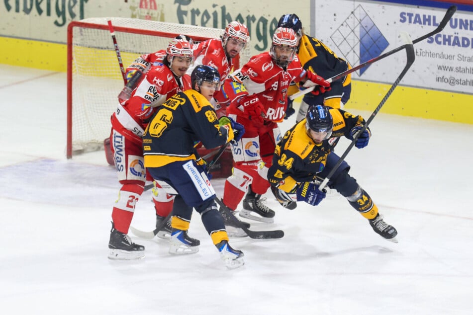 Ab Mittwoch heißt es in den Pre-Play-offs Lausitzer Füchse gegen die Eispiraten - das wird heiß!