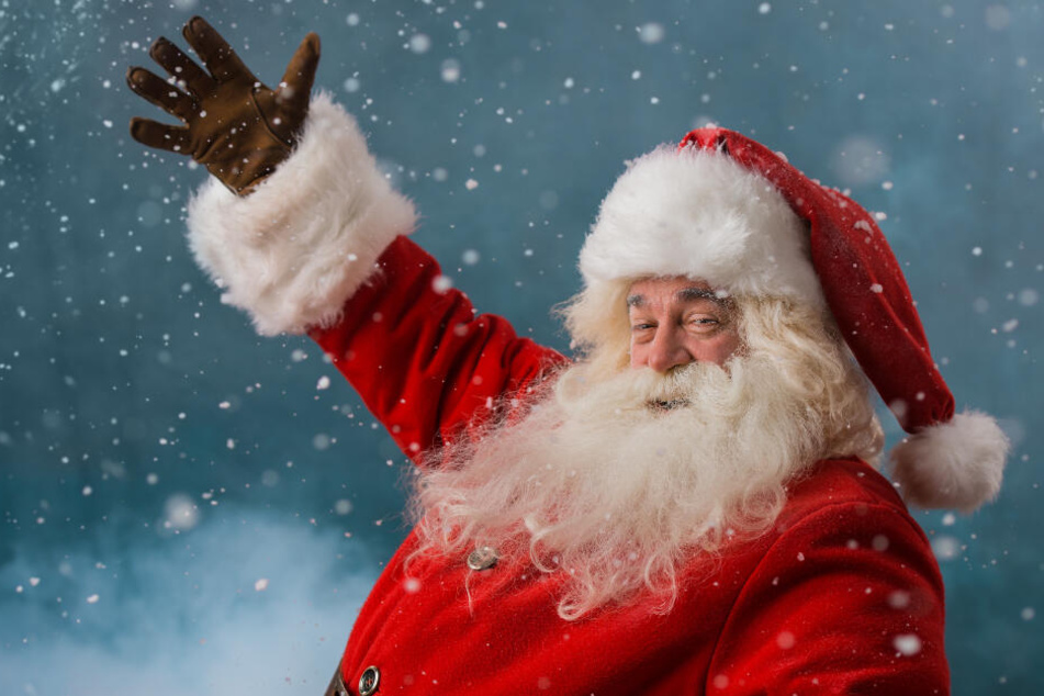 Über weiße Weihnachten freut sich auch der Weihnachtsmann. (Symbolbild)