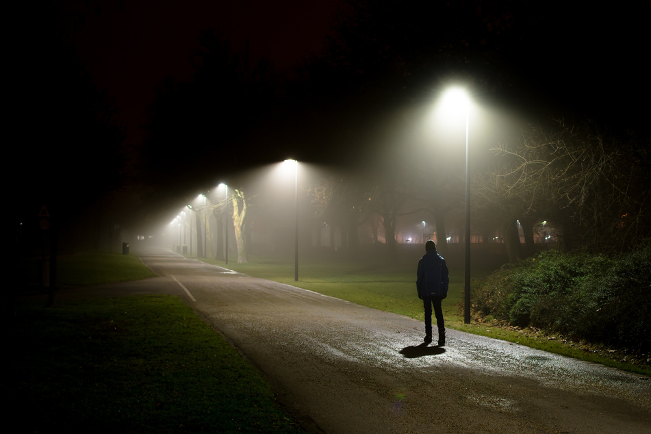 Glücklicherweise war der Spaziergänger am Sonntagmorgen derart früh unterwegs (Symbolfoto).