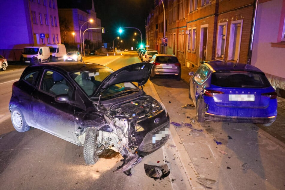 An beiden Autos entstand hoher Sachschaden.