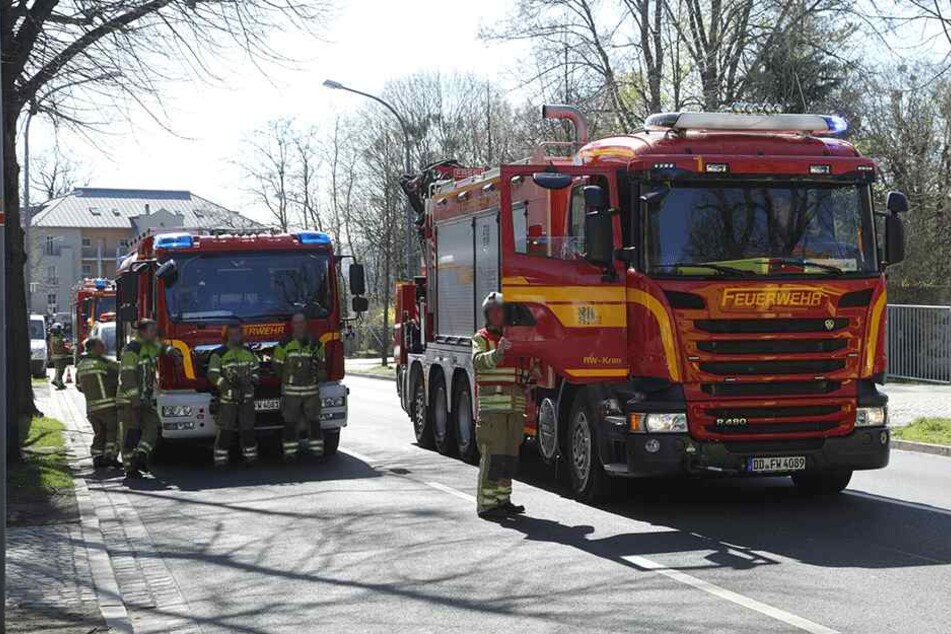 Die Feuerwehr rückte mit einem Großaufgebot an.