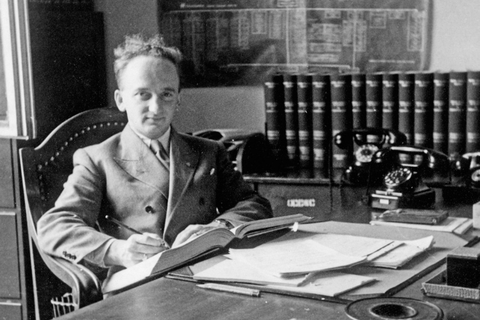 Ben Ferencz brachte als Chefankläger hochrangige SS-Offiziere wegen Mordes an Hunderttausenden Menschen vor Gericht. Jetzt könnten weitere Täter identifiziert werden.