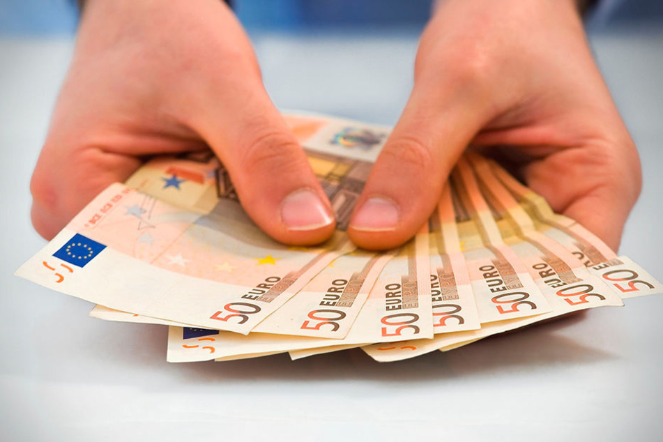 Wie man ethisch und moralisch Verantwortungsvoll mit Geld umgehen kann soll bald
an den Schulen in Sachsen vermittelt werden.