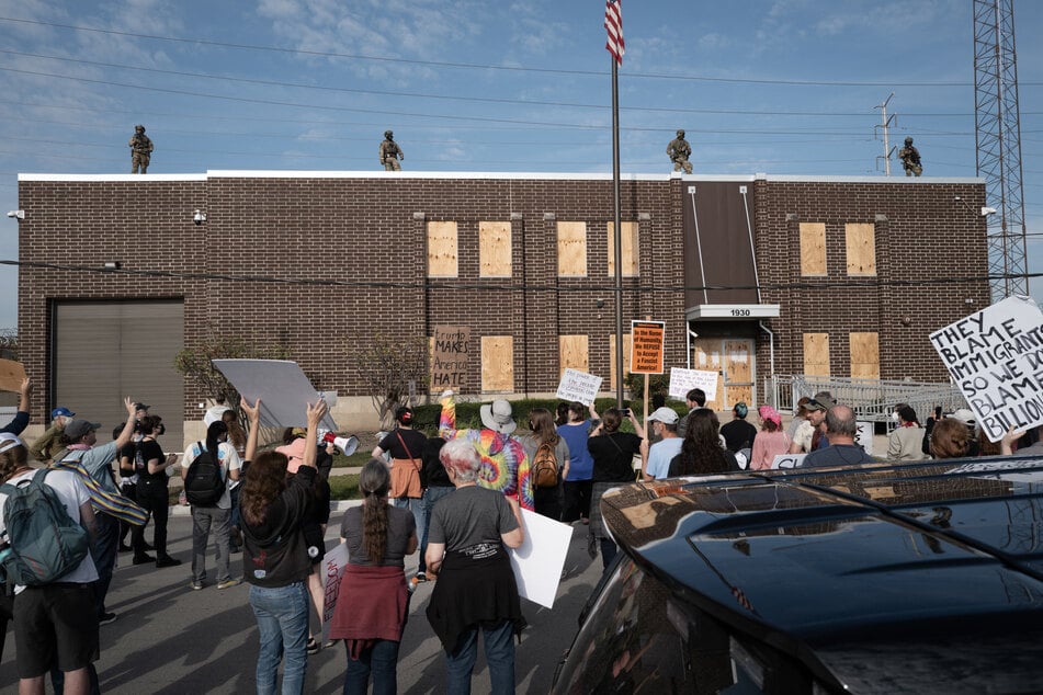 The Department of Justice is dropping its case against protesters who railed against Immigration and Customs Enforcement in Chicago last year.