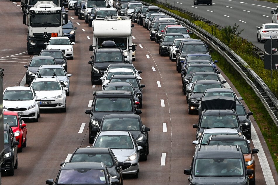 Der ADAC zählte während der diesjährigen Sommerferien insgesamt 2000 Staus auf sächsischen Autobahnen. (Symbolfoto)