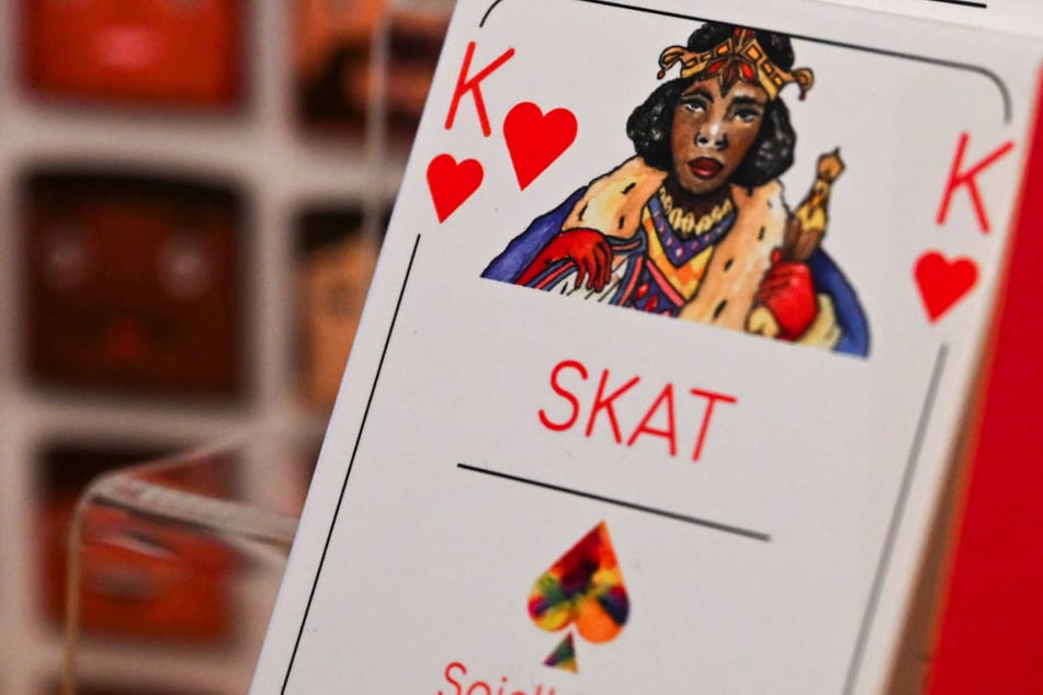 Einige Unioner hatten am vergangenen Samstag gute Laune beim Skat - auch Präsident Dirk Zingler.