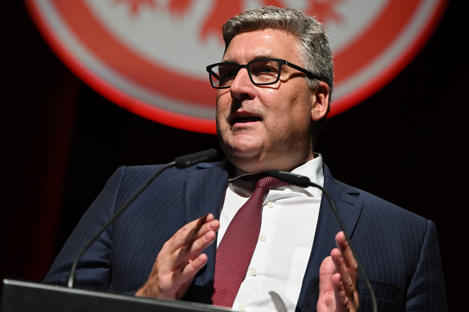 Bis 2031 will Axel Hellmann (54) weiter seinen Posten im Vorstand von Eintracht Frankfurt begleiten.