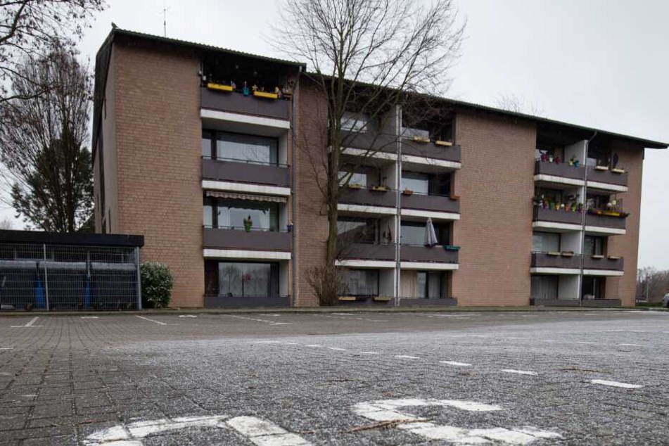 Blick auf das Wohnhaus, in dem es seit zwei Wochen kein Strom gibt.