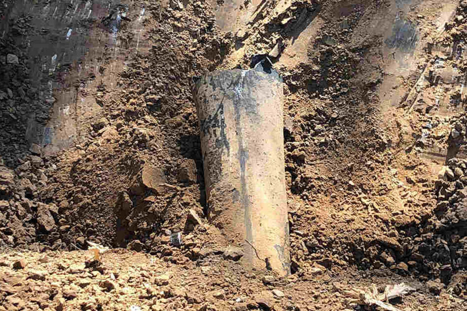 Aufatmen: Ein Rohr, keine Bombe.