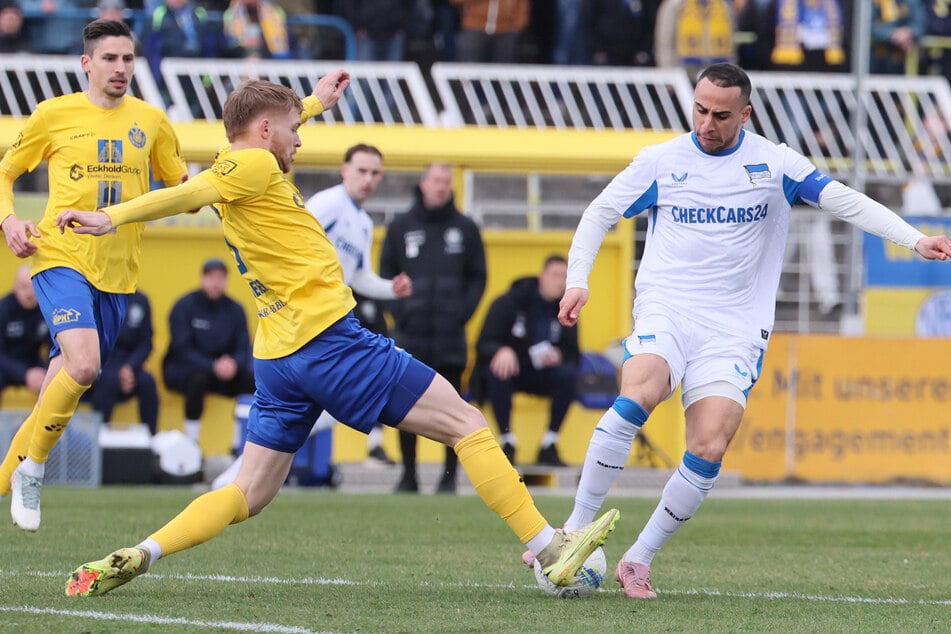 Lok Leipzig tat sich im ersten Durchgang gegen gut eingestellte Herthaner ziemlich schwer.