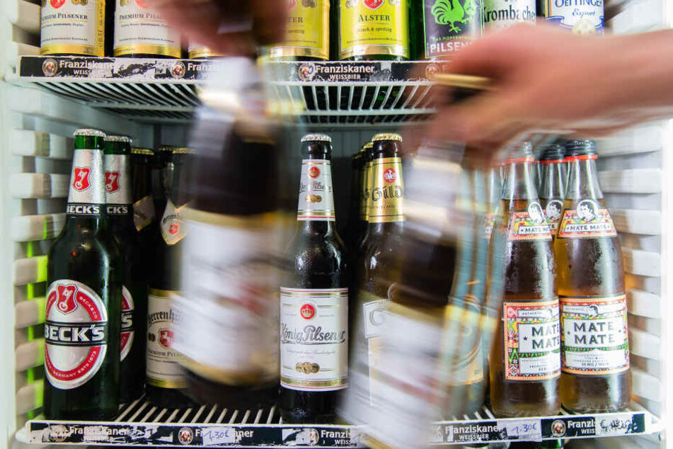 Der Bier-Absatz ist in Deutschland im Jahr 2018 nur leicht gestiegen, obwohl es einen langen heißen Sommer mit Fußball-WM gab.