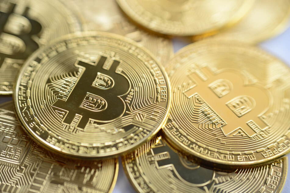 Bitcoin bricht komplett ein: Nervosität auf Finanzmärkten