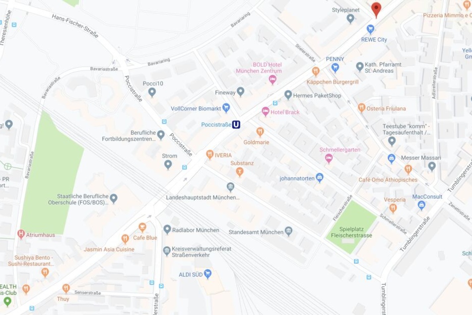 Auf der Lindwurmstraße in München sind bei einem Verkehrsunfall fünf Menschen verletzt worden.