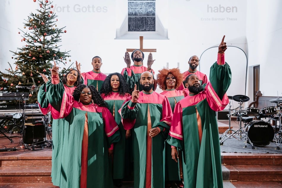 Mit bekannten und neuen Stimmen machen die New York Gospel Stars aus jedem Song eine einzigartige Inszenierung.