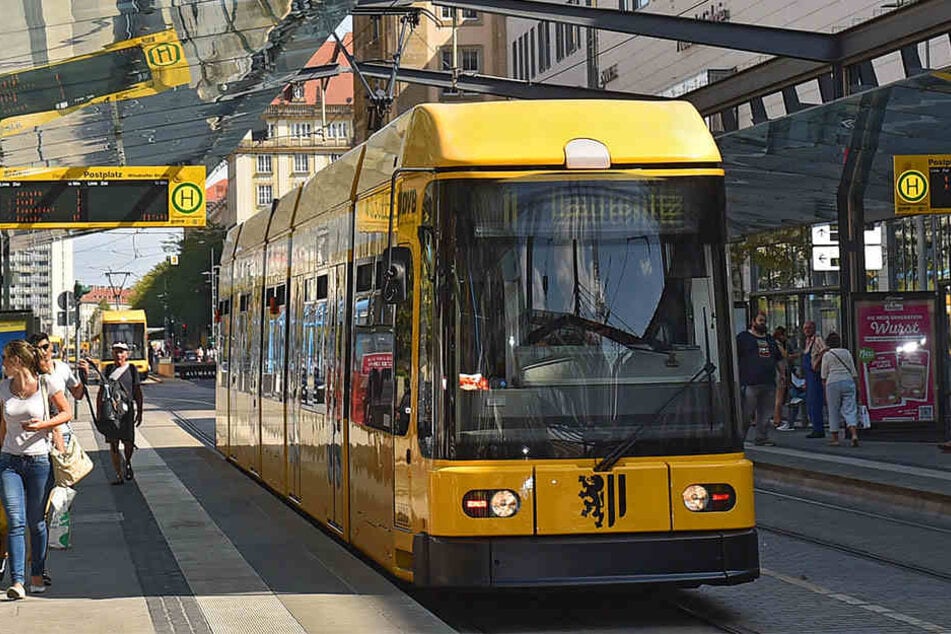 Zugetragen hat sich der Vorfall in einer Straßenbahn der Linie 4. (Symbolbild)