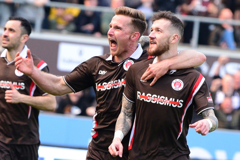 Der FC St. Pauli will am Sonntag gegen den VfL Osnabrück seinen zweiten Matchball nutzen und aufsteigen.