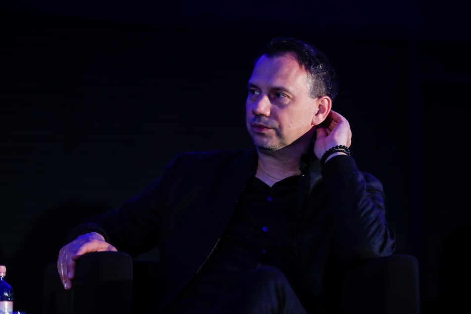 Der Autor Sebastian Fitzek (53) war am Freitagabend im Riverboat zu Gast. (Archivbild)