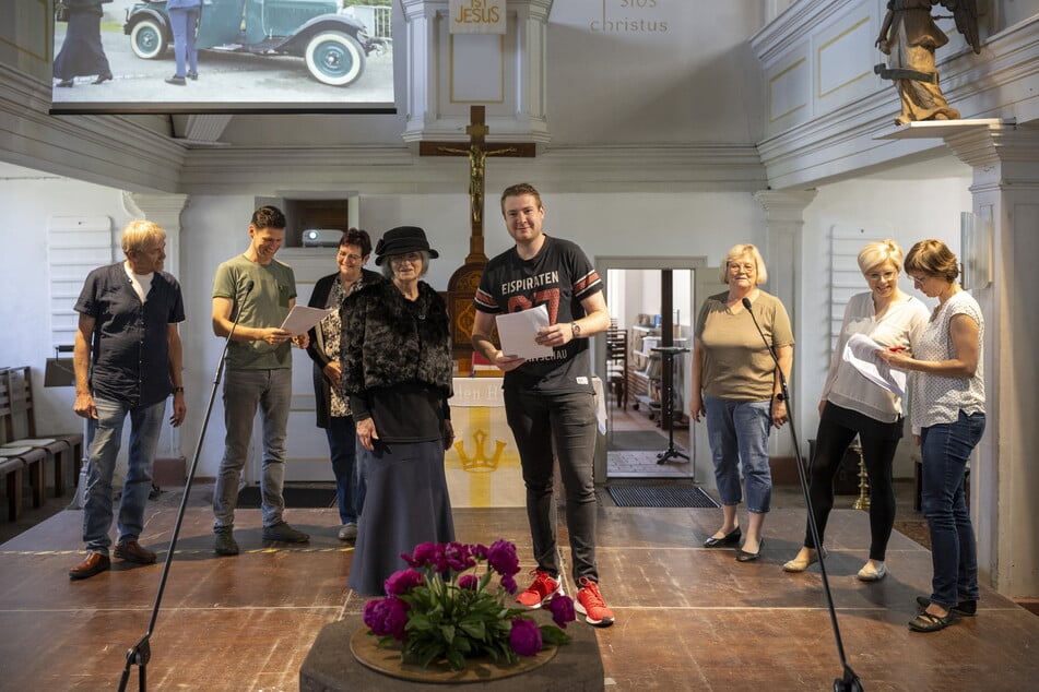 Fleißig beim Proben: Die Schauspieler übten ihr Stück in der St. Pankratius Kirche.