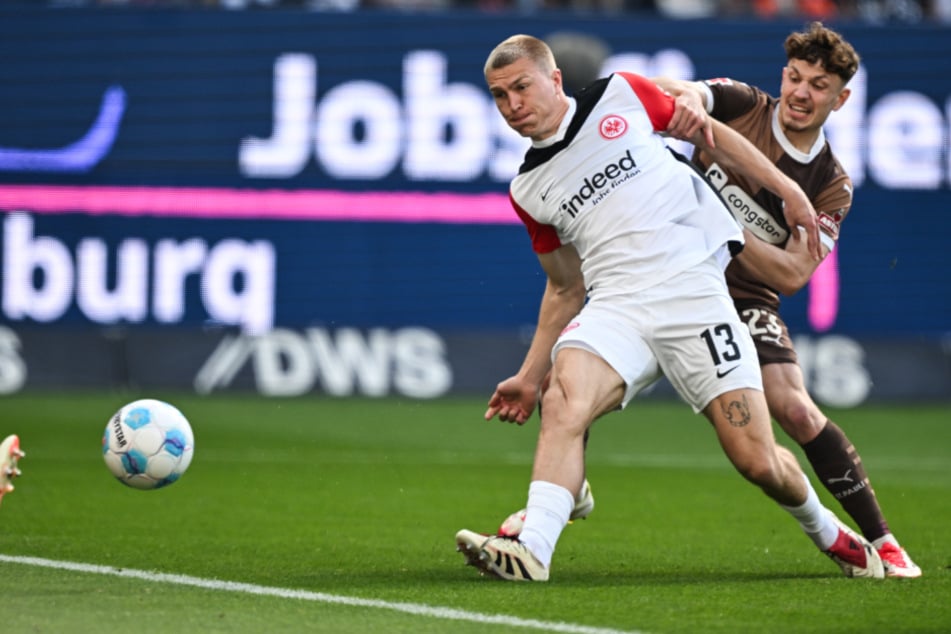 Rasmus Kristensen brachte Eintracht Frankfurt nach 23 Sekunden mit 1:0 in Führung.
