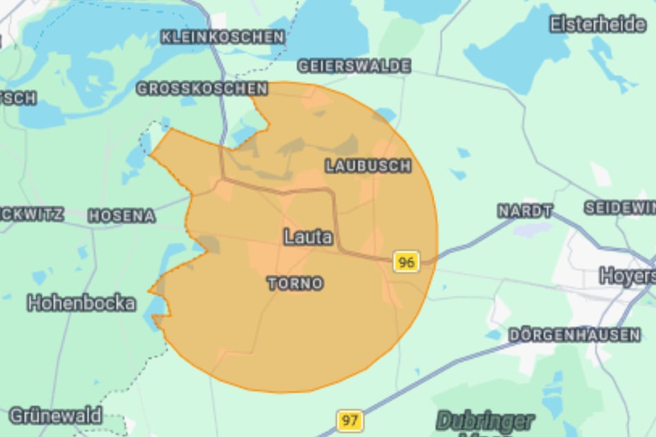 Die Bevölkerung wurde vor Rauch und Brandgeruch gewarnt.