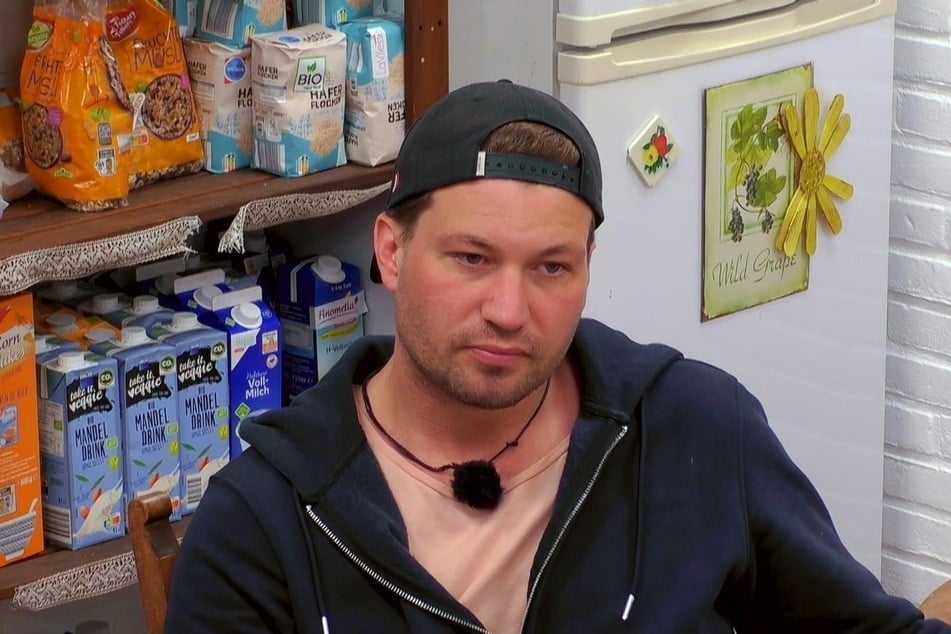 "Notruf Hafenkante"-Kollege Raul Richter (39) war 2024 im "Sommerhaus der Stars".