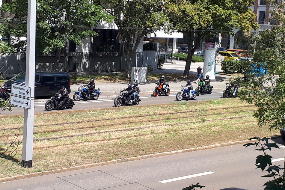 Die Kolonne rollte auch über die Freiberger Straße.