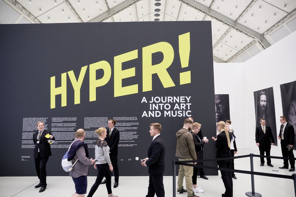 Die Show "Hyper! A Journey Into Art And Music" erwartet die Besucher der "Lange Nacht der Museen" in den Deichtorhallen.