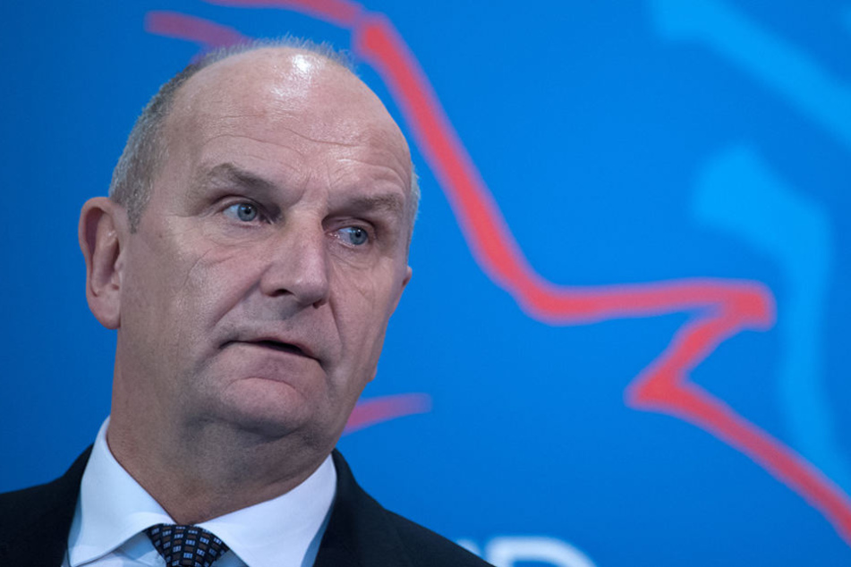 Brandenburgs Ministerpräsident Dietmar Woidke lobt die Arbeit der Polizei.