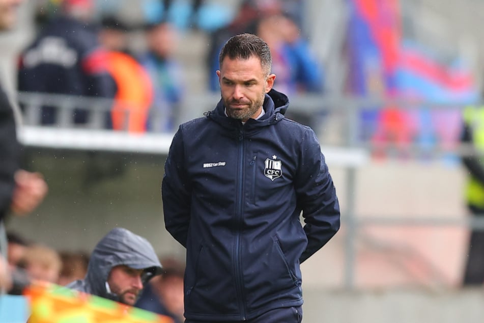 Sieg heißt Befreiung, Niederlage Krise. Das weiß CFC-Trainer Benjamin Duda (37) ganz genau.