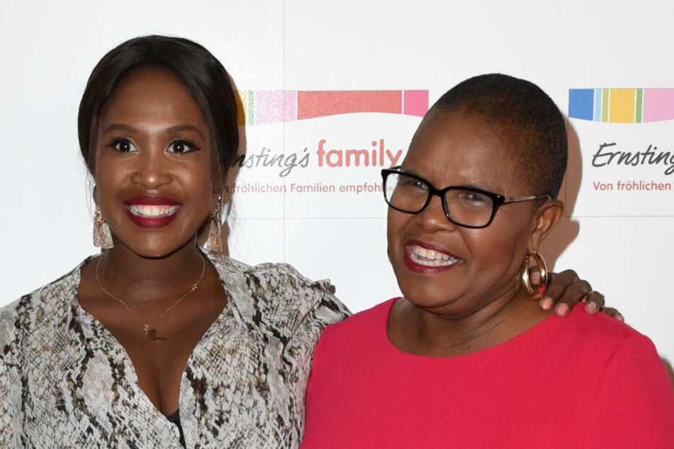 Motsi Mabuse und ihre Mutter Dudu.