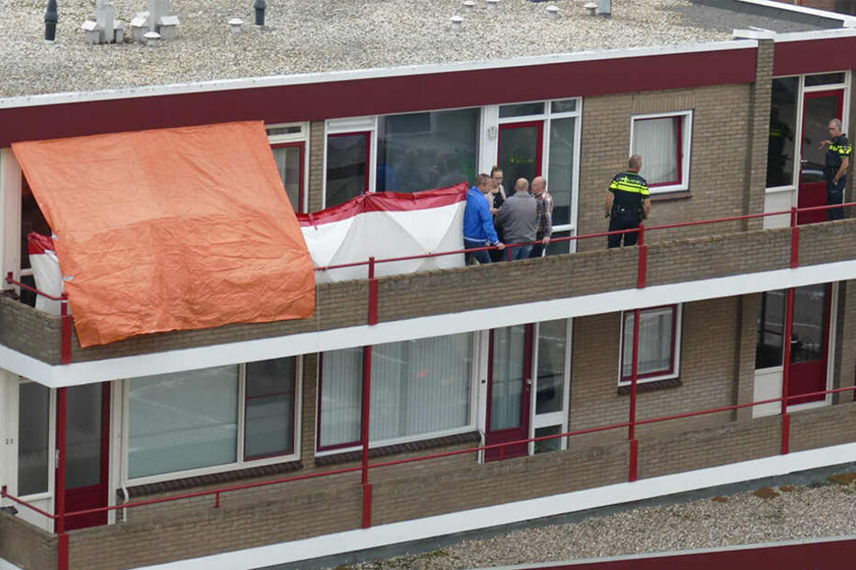 Die holländische Polizei untersuchte Anfang September ihre Wohnung in Emmen.