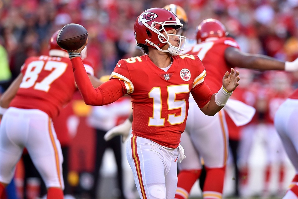 Chiefs quarterback Patrick Mahomes threw five touchdowns against the Raiders on Sunday night.