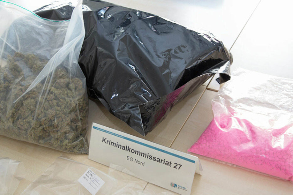 Mehrere Kilogramm Marihuana, Amphetamin und andere Drogen konnten beschlagnahmt werden.