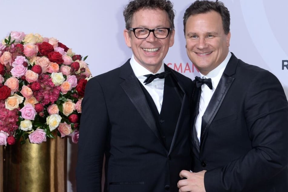 Guido Maria Kretschmer (re.) ist glücklich mit seinem Ehemann Frank.