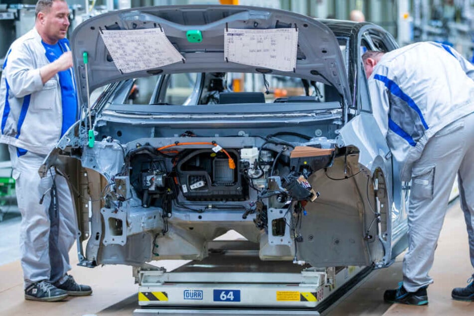 China und die USA fuhren die Förderung für batterieelektrisch betriebene Fahrzeuge zurück.