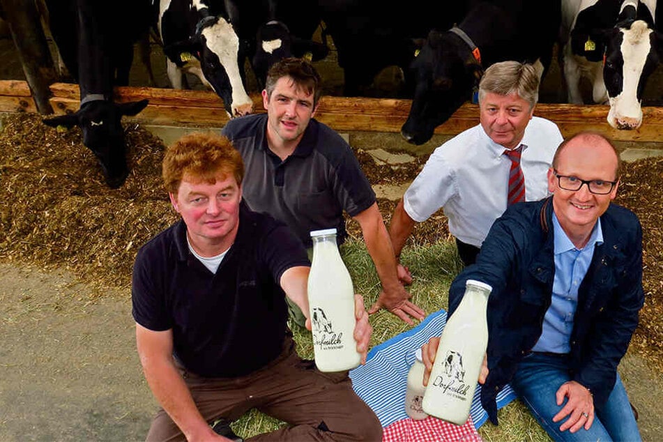 Reinhard Wortmann, Dennis Speckmann, Ralf Wiese und Oliver Speicher setzen voll und ganz auf den Milchautomaten.